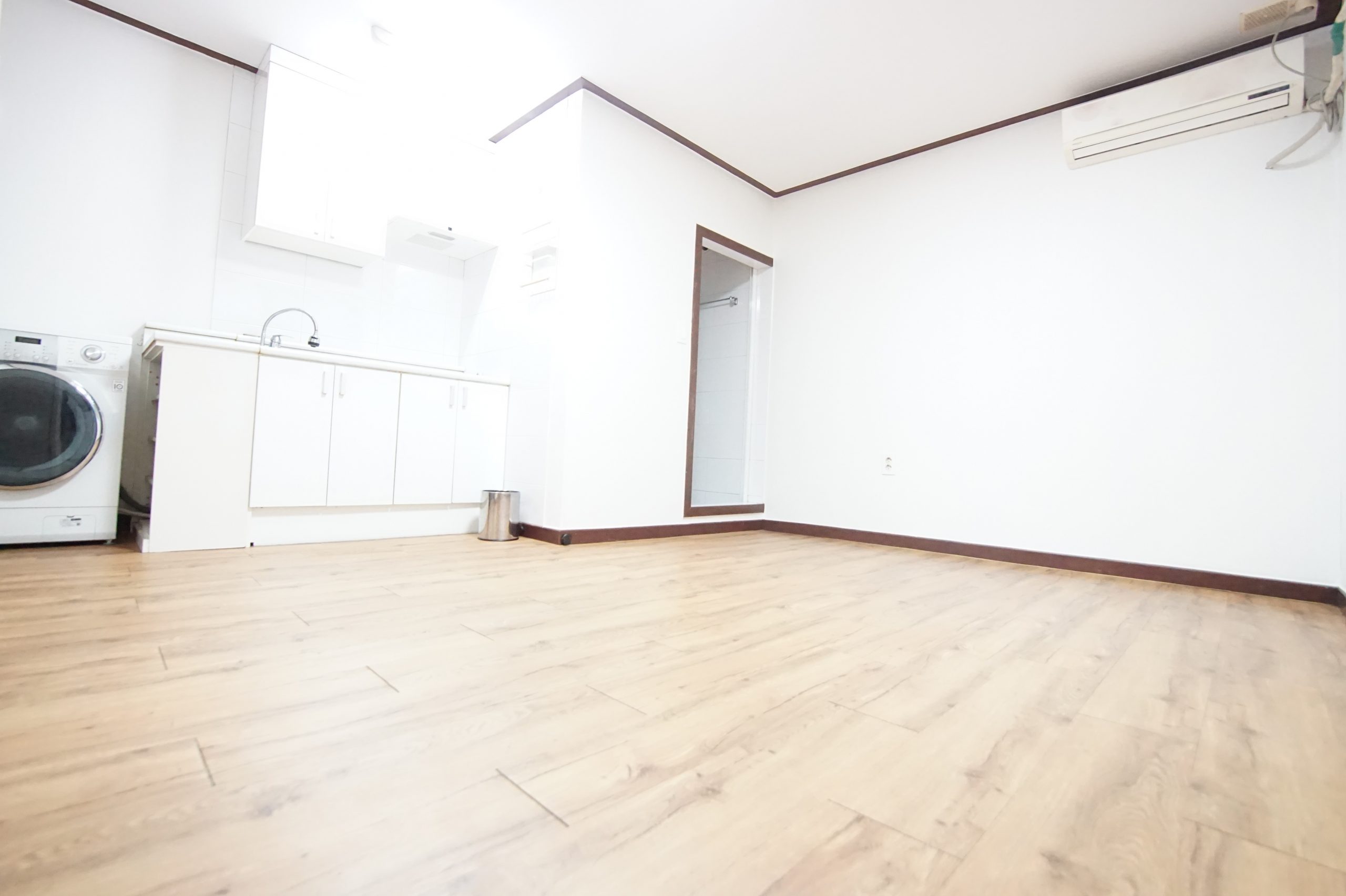 Studio near Hongik Univ. Station